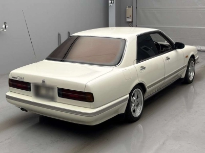 NISSAN GLORIA CIMA