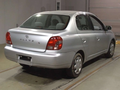 TOYOTA PLATZ