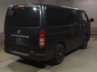 TOYOTA REGIUS VAN