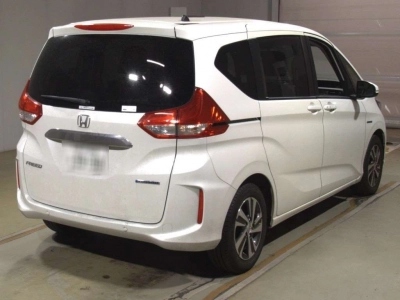 HONDA FREED HYBRID