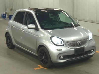 SMART FOURFOUR