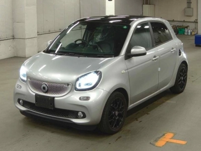 SMART FOURFOUR