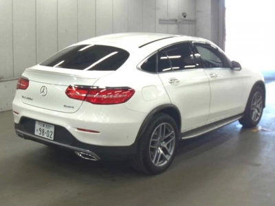 MERCEDES BENZ GLC