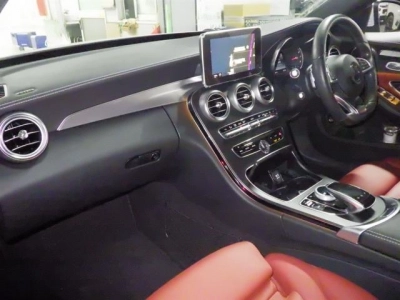 MERCEDES BENZ C CLASS