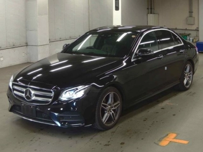 MERCEDES BENZ E CLASS
