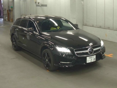 MERCEDES BENZ CLS SHOOTING BRAKE