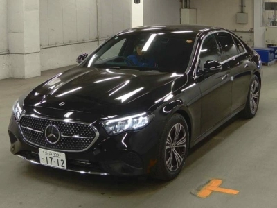 MERCEDES BENZ E CLASS