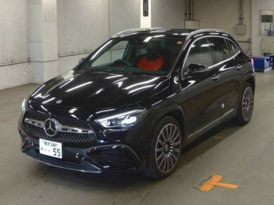 MERCEDES BENZ GLA