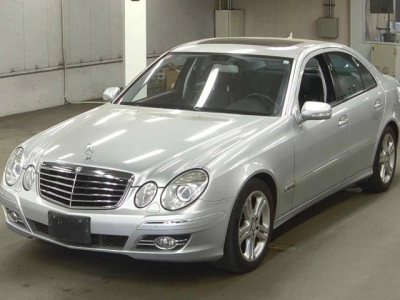 MERCEDES BENZ E CLASS