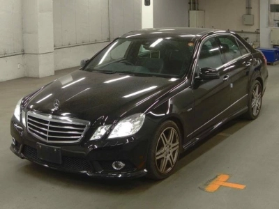 MERCEDES BENZ E CLASS