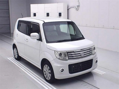SUZUKI MRWAGON