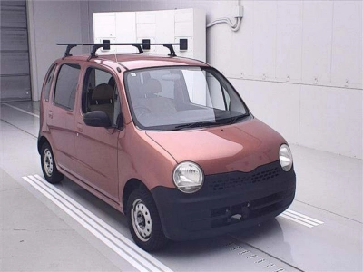 DAIHATSU MOVE LATTE