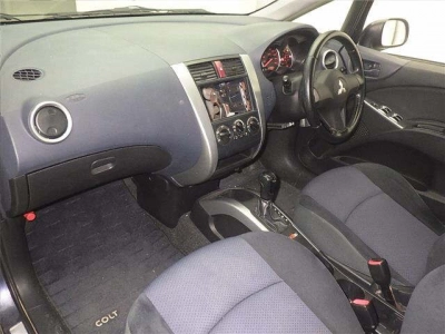 MITSUBISHI COLT PLUS