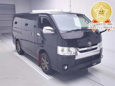 TOYOTA HIACE