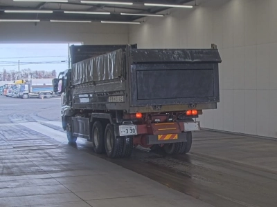 MITSUBISHI FUSO SUPER GREAT