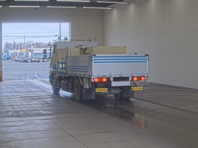 MITSUBISHI FUSO SUPER GREAT