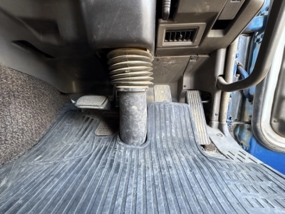 MITSUBISHI FUSO SUPER GREAT