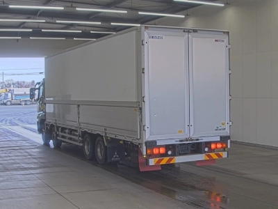 MITSUBISHI FUSO SUPER GREAT