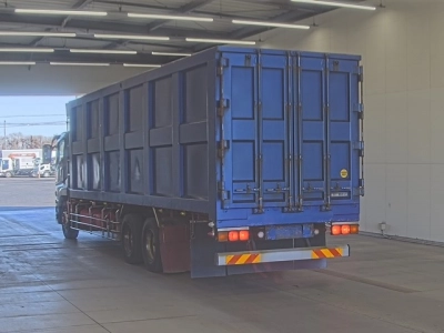 MITSUBISHI FUSO SUPER GREAT