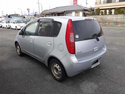 MITSUBISHI COLT