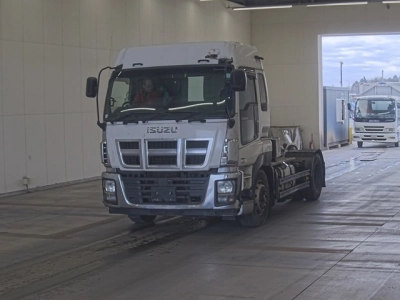 ISUZU GIGA