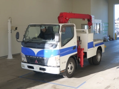 MITSUBISHI CANTER