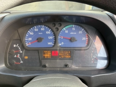 NISSAN DIESEL (UD) QUON