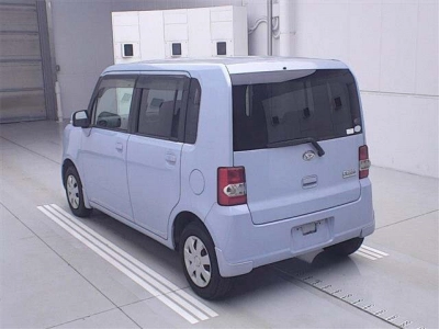 DAIHATSU MOVE CONTE