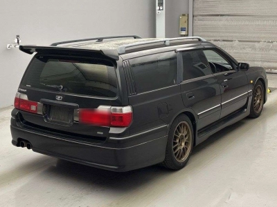 NISSAN STAGEA