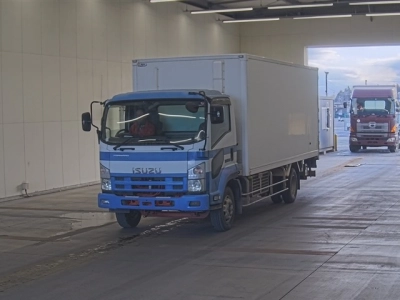 ISUZU FORWARD
