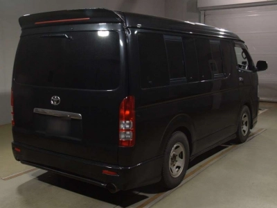 TOYOTA HIACE WAGON