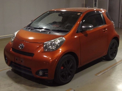 TOYOTA IQ