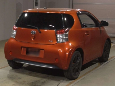 TOYOTA IQ