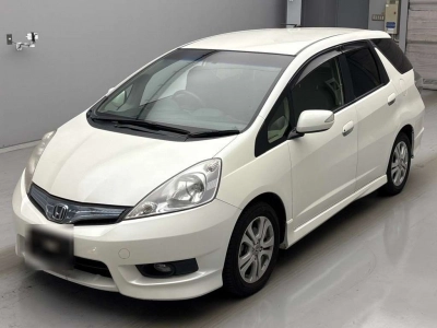 HONDA FIT SHUTTLE HYBRID