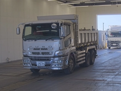 MITSUBISHI FUSO SUPER GREAT