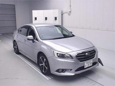 SUBARU LEGACY B4