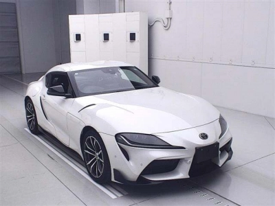TOYOTA SUPRA