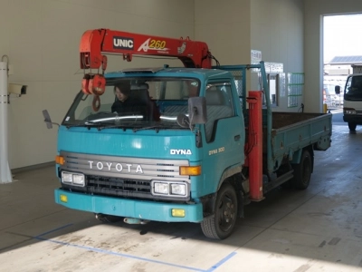 TOYOTA DYNA