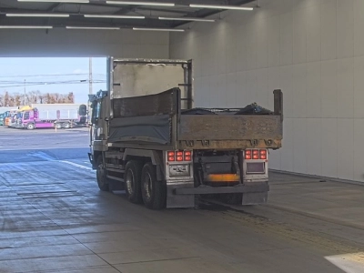 MITSUBISHI FUSO SUPER GREAT