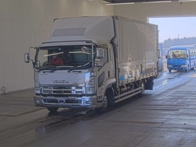 ISUZU FORWARD