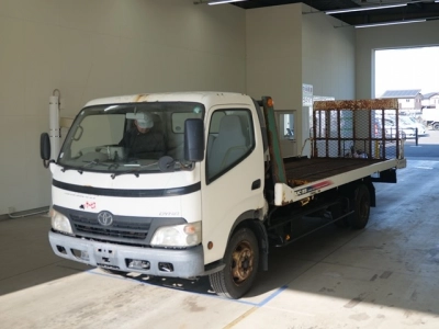 TOYOTA DYNA