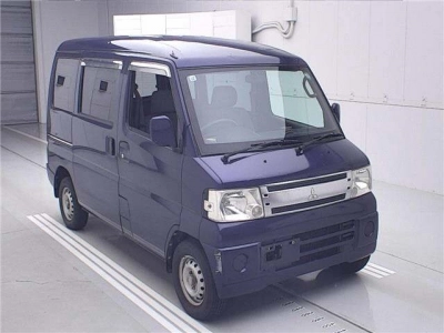 MITSUBISHI MINICAB