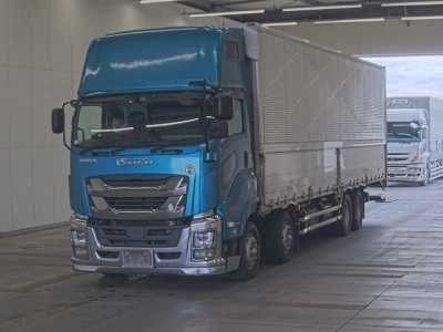 ISUZU GIGA