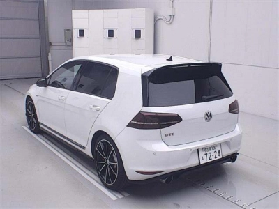 VOLKSWAGEN GOLF  GTI