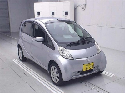 MITSUBISHI I
