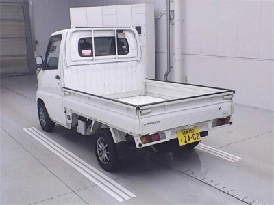 MITSUBISHI MINICAB