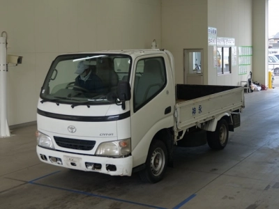 TOYOTA DYNA