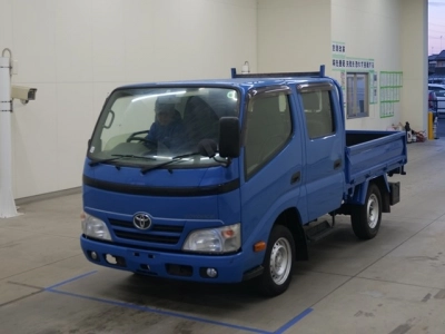 TOYOTA DYNA