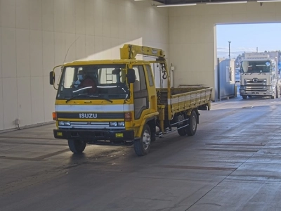 ISUZU FORWARD