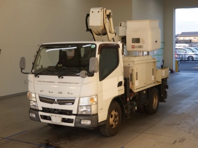 MITSUBISHI CANTER